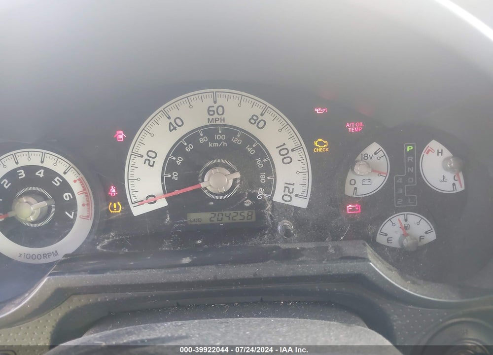 2008 TOYOTA FJ CRUISER VIN: JTEBU11F38K021569