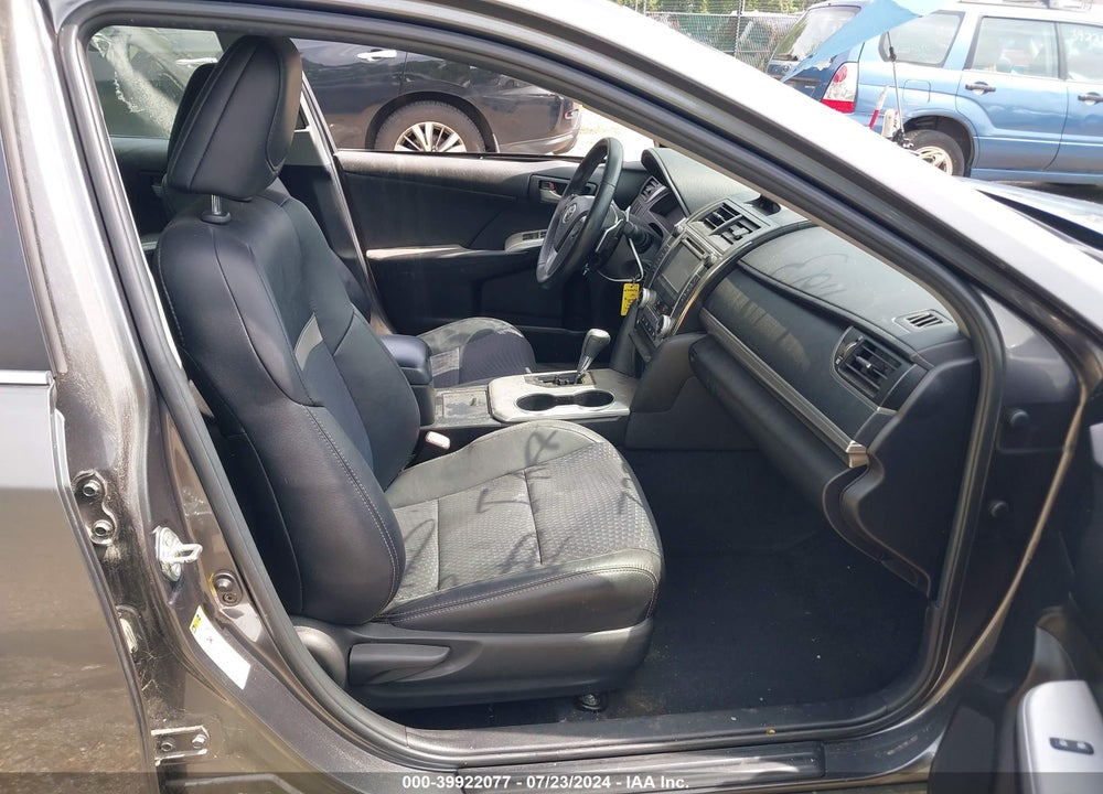 2014 TOYOTA CAMRY SE VIN: 4T1BF1FK9EU301545