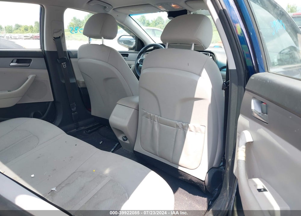 2019 HYUNDAI SONATA VIN: 5NPE24AF7KH772558