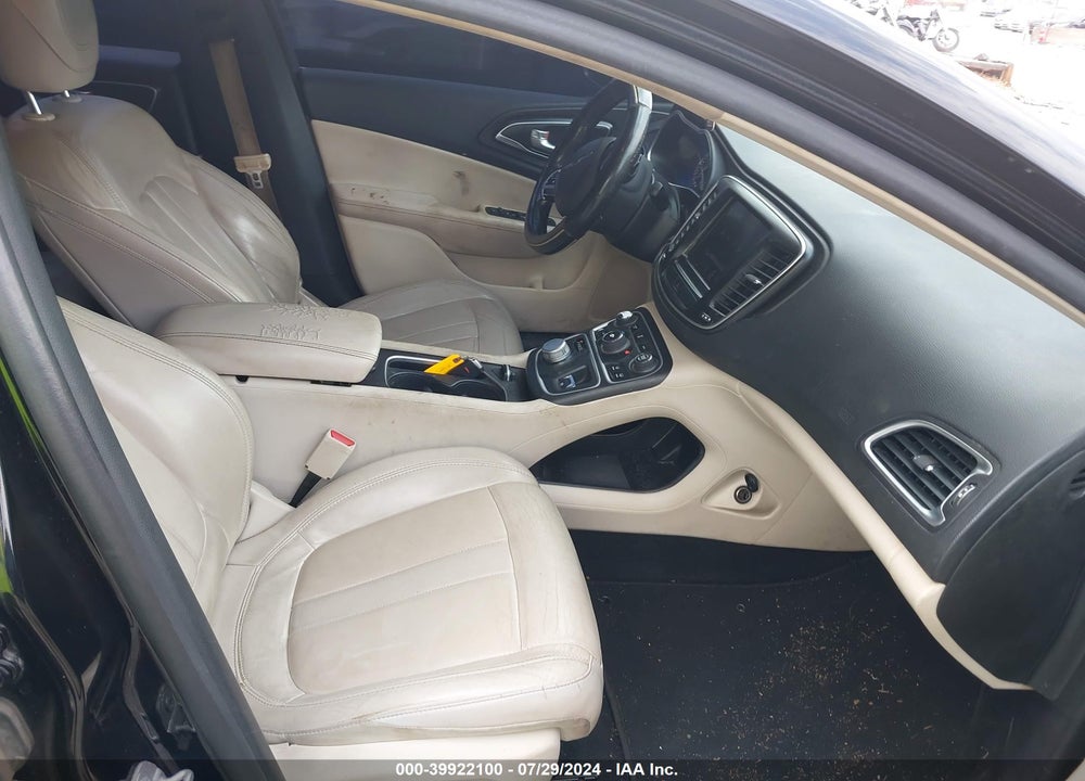 2016 CHRYSLER 200 LIMITED PLATINUM VIN: 1C3CCCAB5GN179126