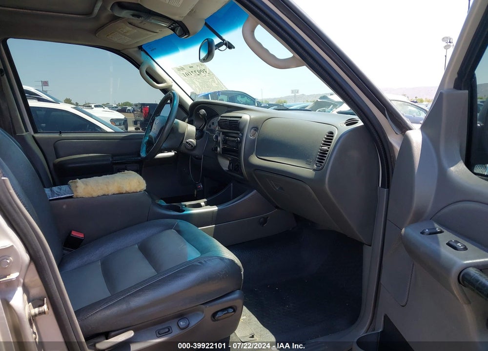 2005 FORD EXPLORER SPORT TRAC ADRENALIN/XLS/XLT VIN: 1FMDU77KX5UA65617