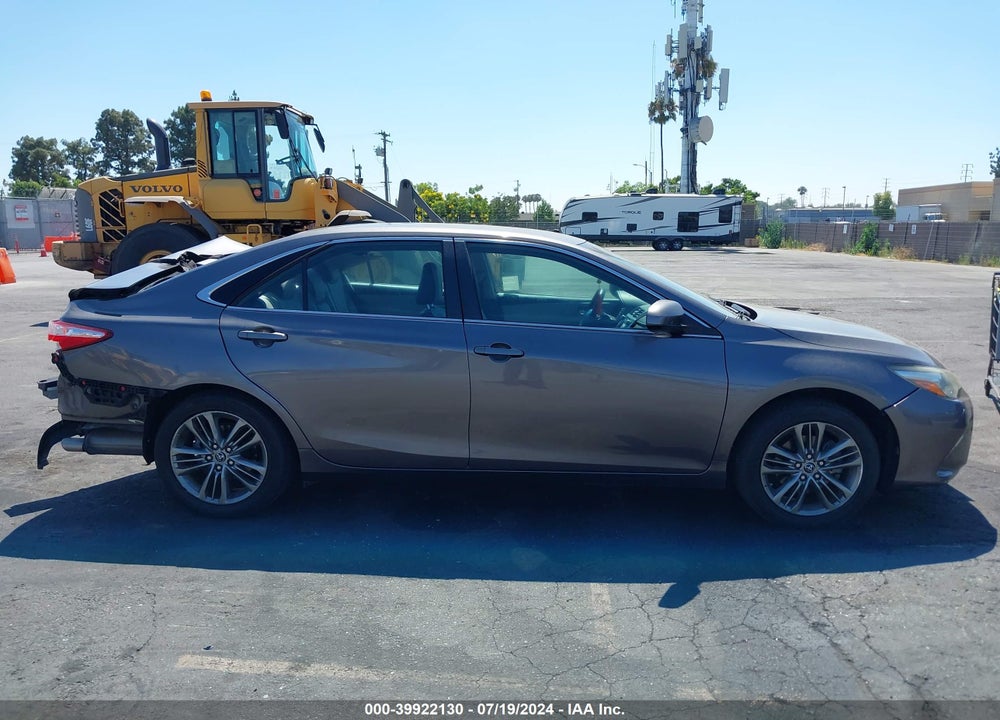 2016 TOYOTA CAMRY SE VIN: 4T1BF1FK9GU118617