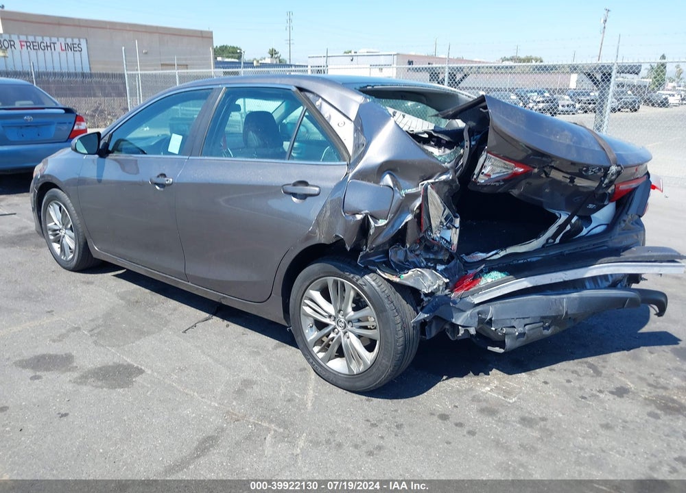 2016 TOYOTA CAMRY SE VIN: 4T1BF1FK9GU118617