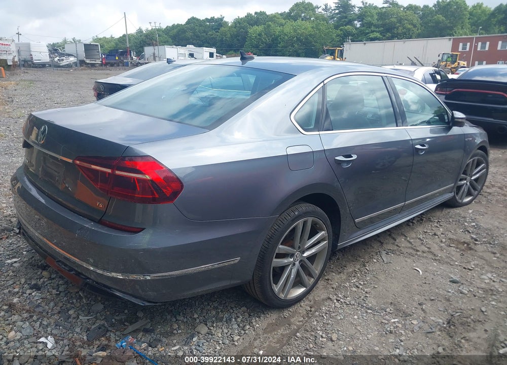 2017 VOLKSWAGEN PASSAT 1.8T R-LINE VIN: 1VWDT7A35HC000447