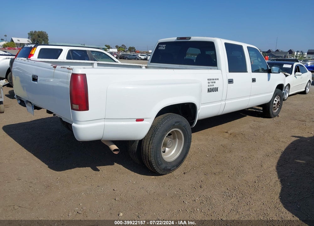 2000 CHEVROLET C3500 VIN: 1GCHC33J1YF449633