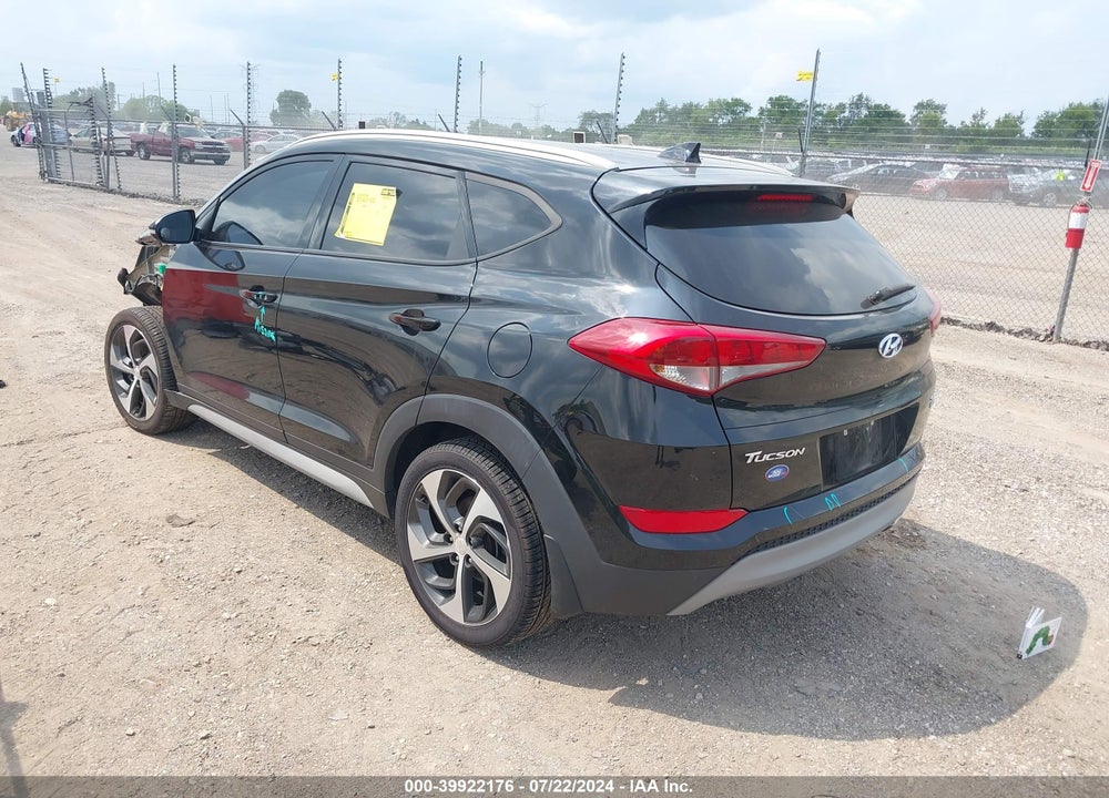 2018 HYUNDAI TUCSON SPORT VIN: KM8J3CAL4JU711115