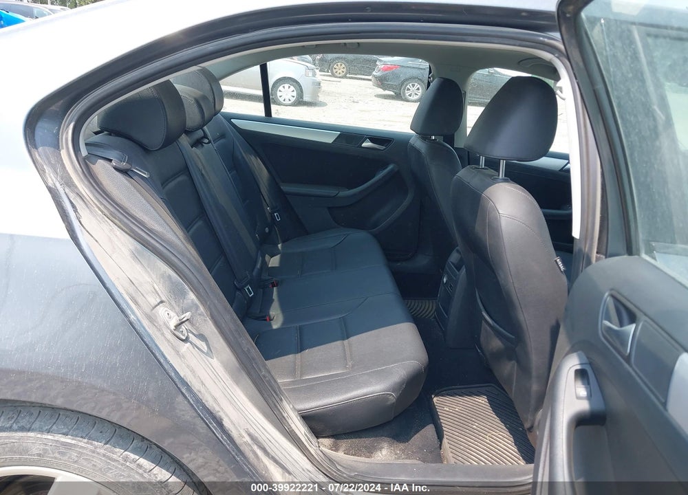 2012 VOLKSWAGEN JETTA 2.0L TDI VIN: 3VWLL7AJ0CM427830