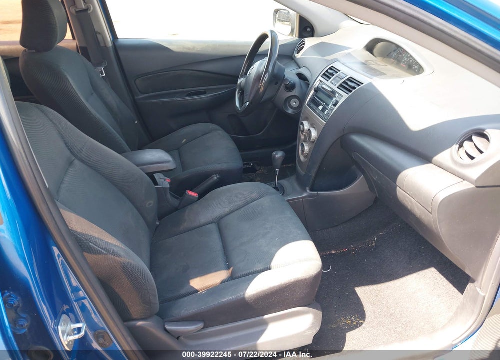 2010 TOYOTA YARIS VIN: JTDBT4K33A1378565