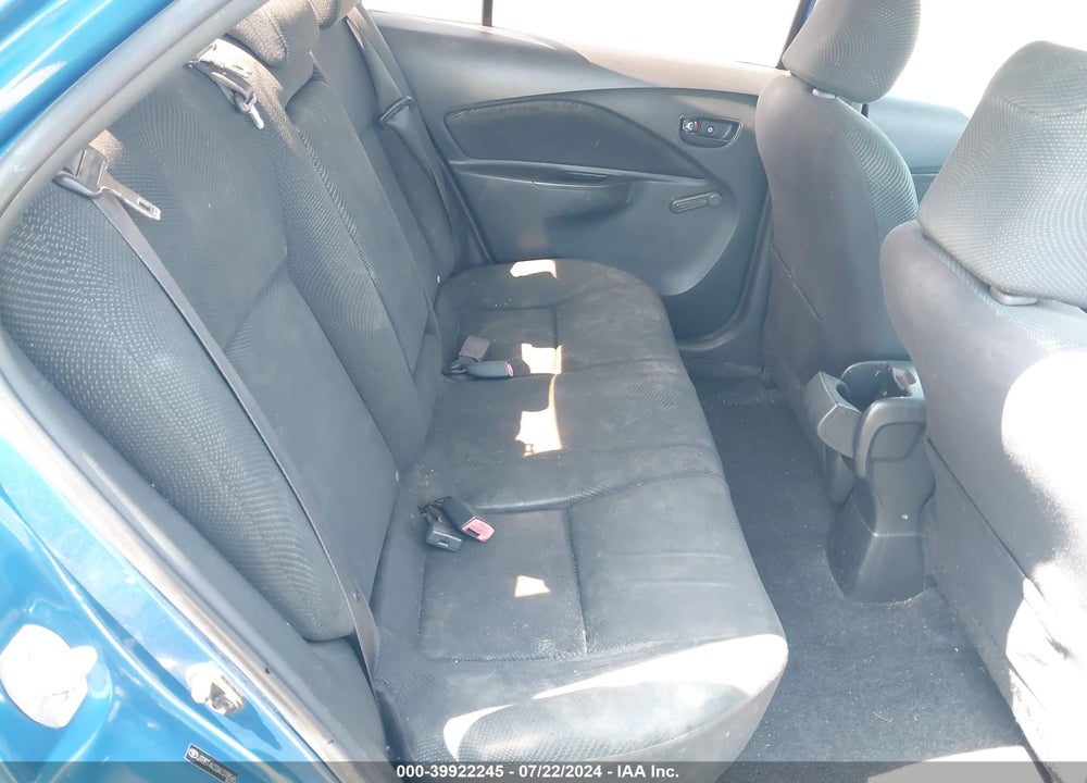 2010 TOYOTA YARIS VIN: JTDBT4K33A1378565
