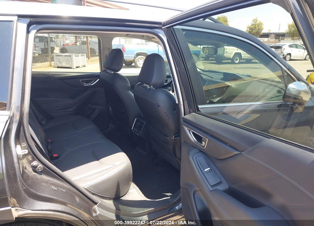2019 SUBARU FORESTER TOURING VIN: JF2SKAWC5KH454616