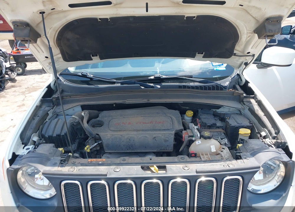 2016 JEEP RENEGADE LATITUDE VIN: ZACCJABT8GPD16032