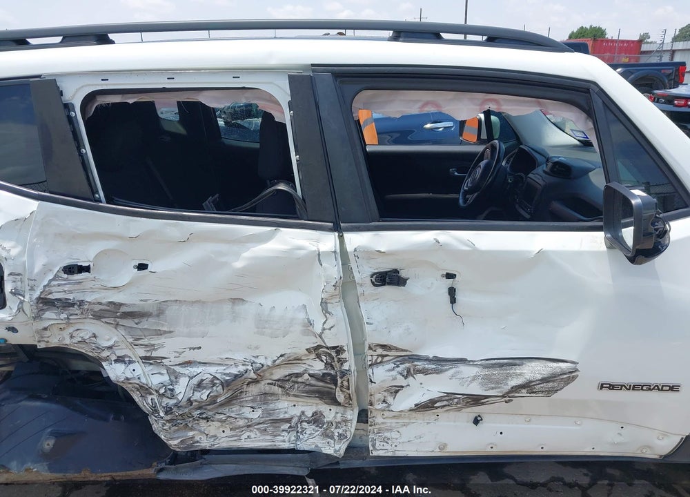 2016 JEEP RENEGADE LATITUDE VIN: ZACCJABT8GPD16032