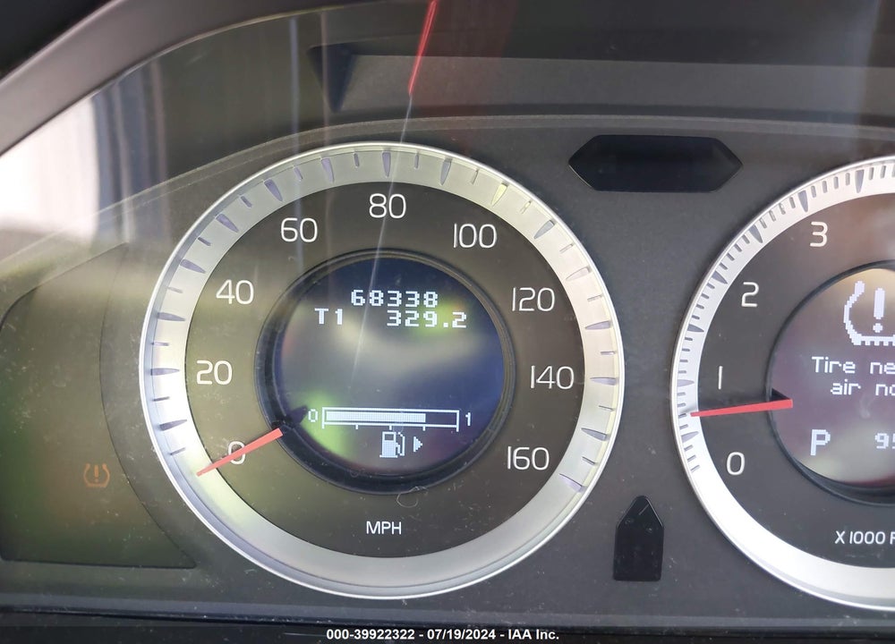 2010 VOLVO XC60 T6/T6 R-DESIGN VIN: YV4992DZ0A2069288