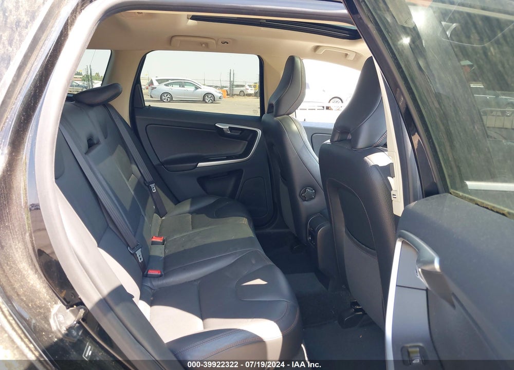 2010 VOLVO XC60 T6/T6 R-DESIGN VIN: YV4992DZ0A2069288
