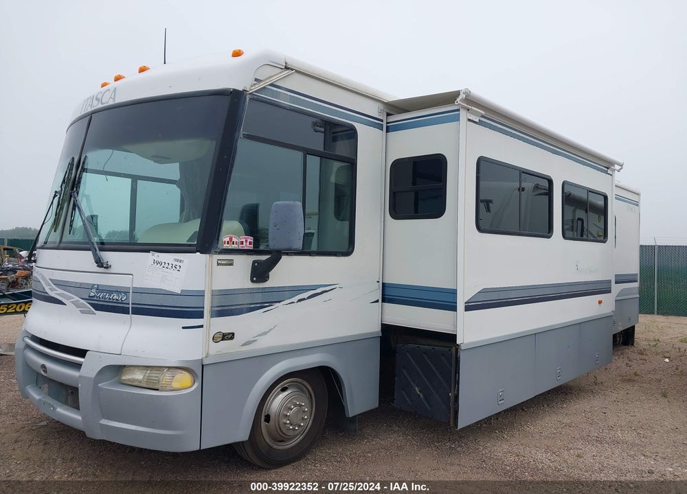 2002 WORKHORSE CUSTOM CHASSIS MOTORHOME CHASSIS P3500 VIN: 5B4LP57G623338583