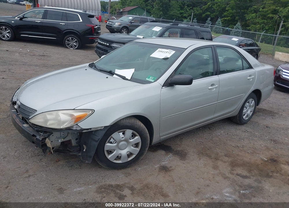 2004 TOYOTA CAMRY LE VIN: 4T1BE32K94U821084