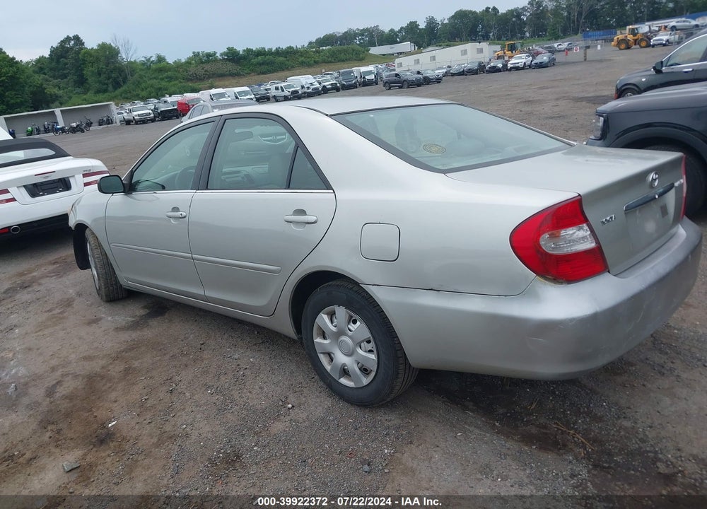 2004 TOYOTA CAMRY LE VIN: 4T1BE32K94U821084
