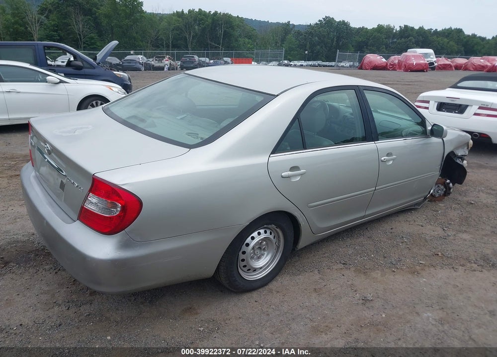 2004 TOYOTA CAMRY LE VIN: 4T1BE32K94U821084