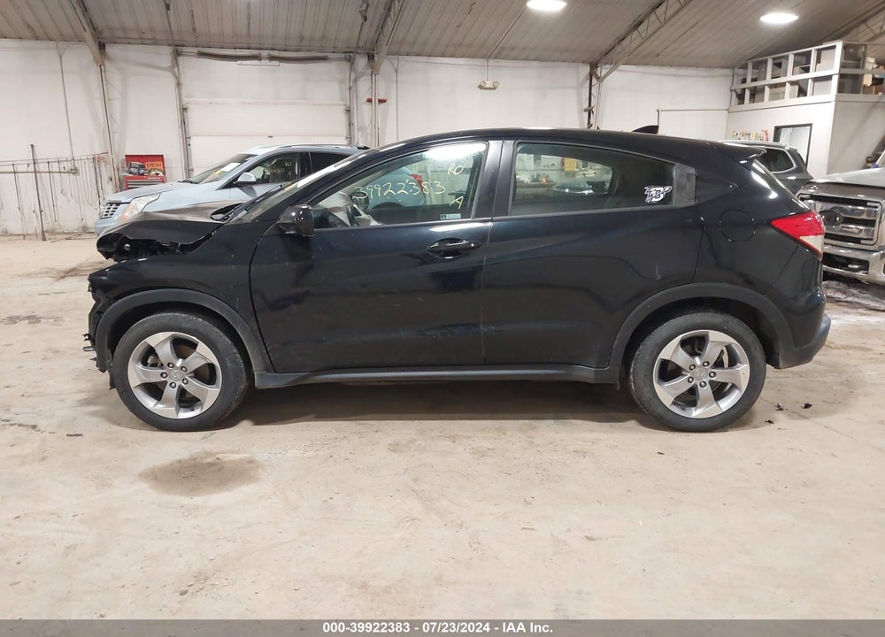 2021 HONDA HR-V AWD LX VIN: 3CZRU6H32MM741292