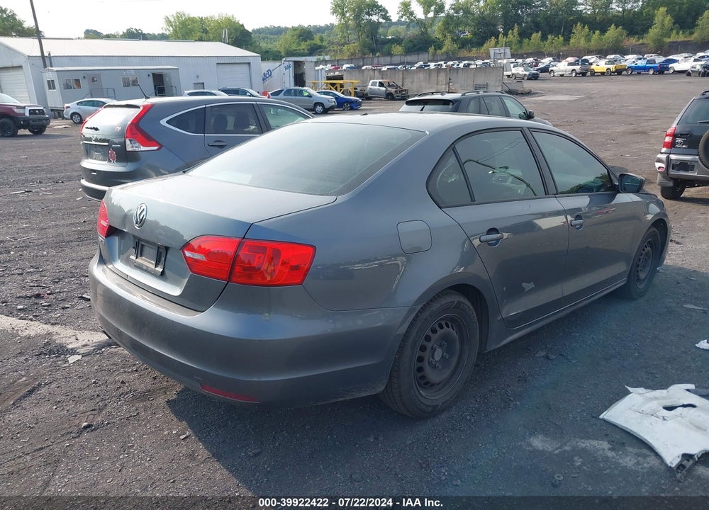 2014 VOLKSWAGEN JETTA 2.0L S VIN: 3VW2K7AJ7EM322042