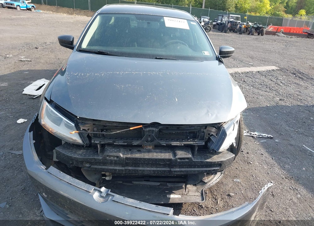 2014 VOLKSWAGEN JETTA 2.0L S VIN: 3VW2K7AJ7EM322042