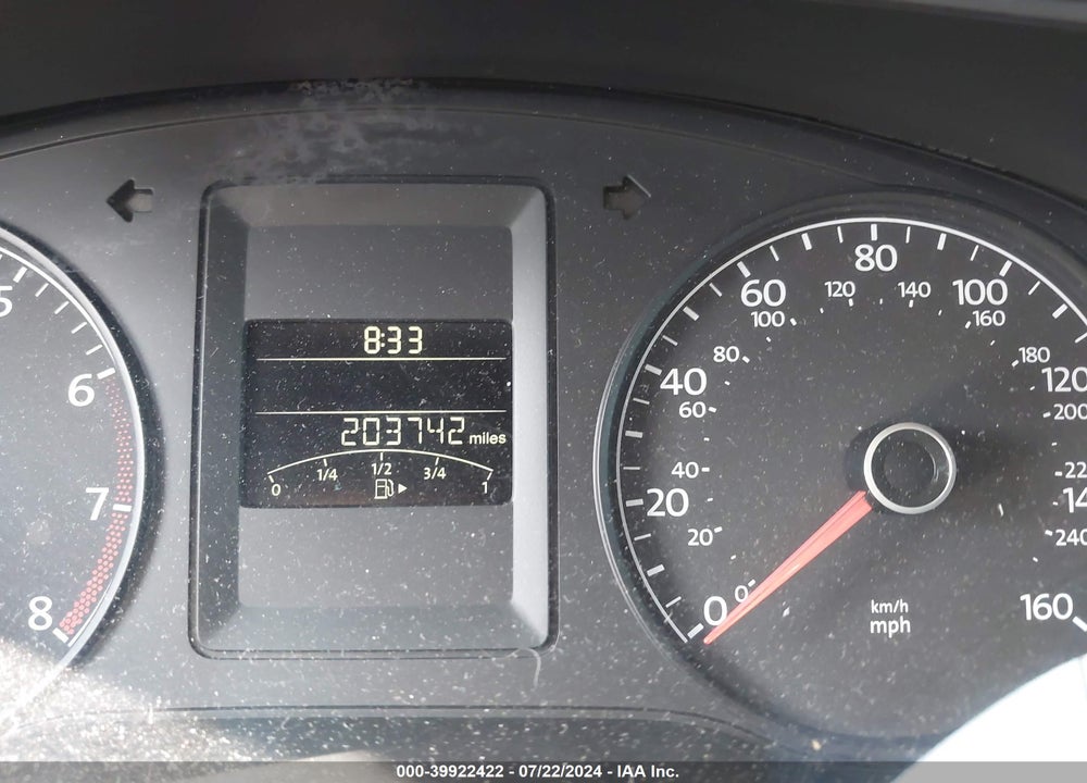 2014 VOLKSWAGEN JETTA 2.0L S VIN: 3VW2K7AJ7EM322042