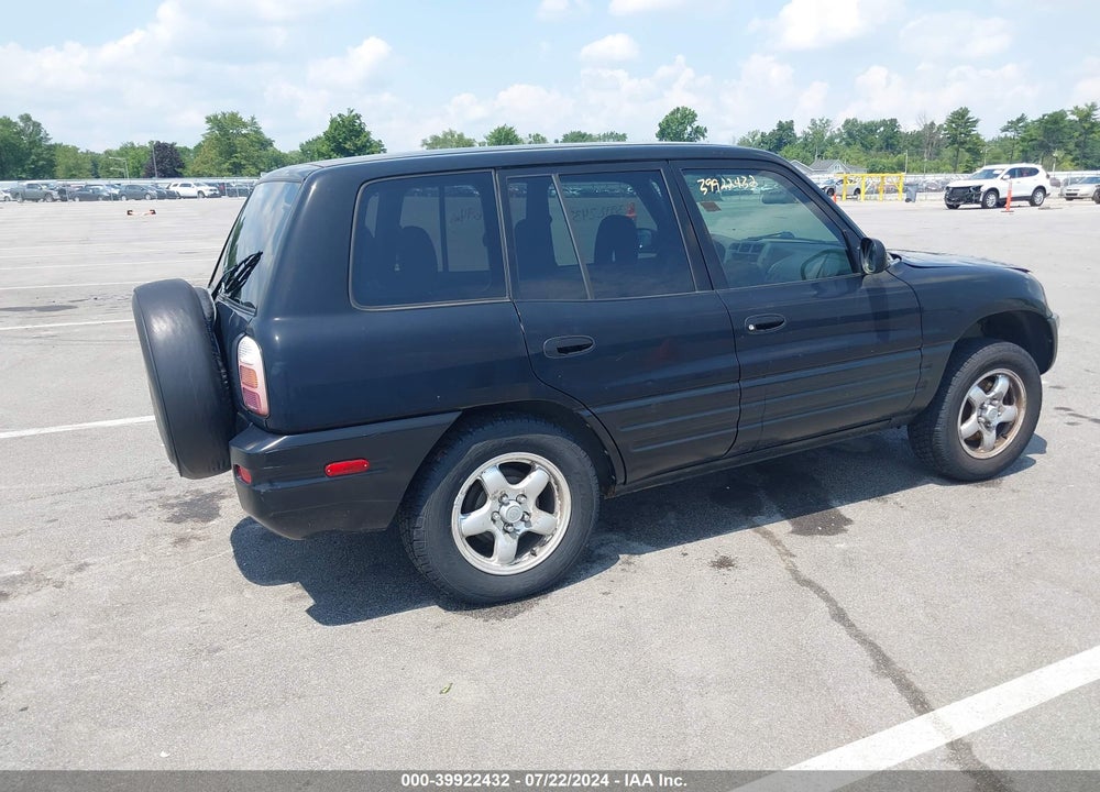 1999 TOYOTA RAV4 VIN: JT3HP10V4X7121233