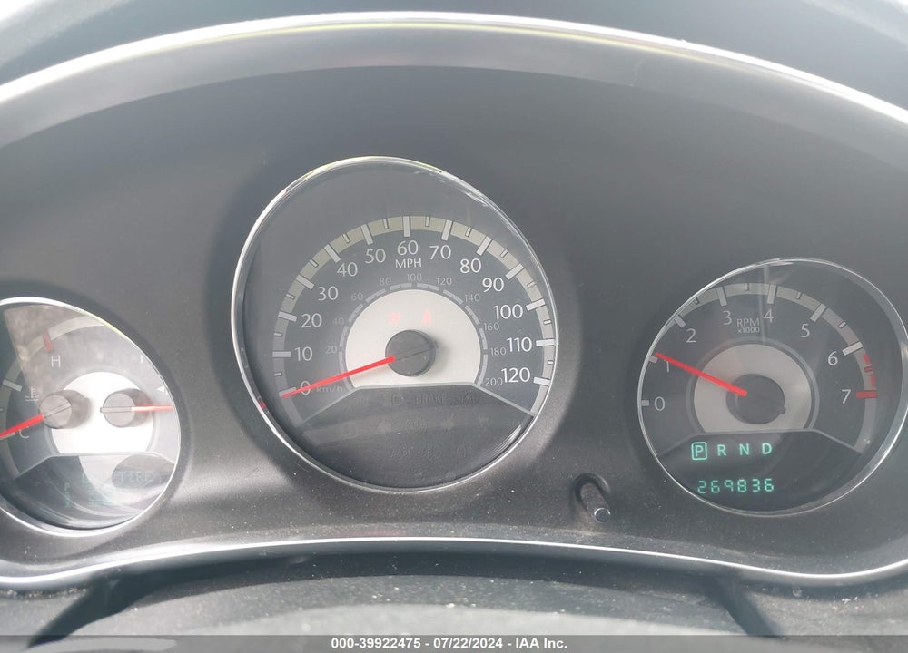 2011 CHRYSLER 200 TOURING VIN: 1C3BC1FG7BN545469
