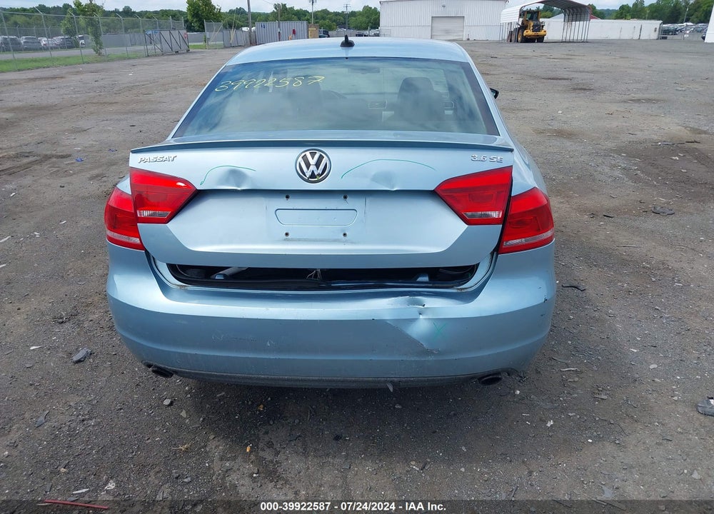 2012 VOLKSWAGEN PASSAT 3.6L V6 SE VIN: 1VWBM7A30CC077305
