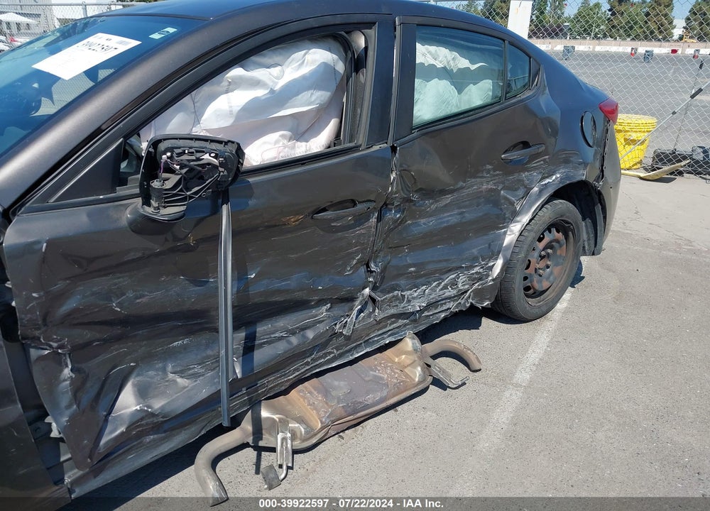 2014 MAZDA 3 I SPORT VIN: JM1BM1U77E1165118