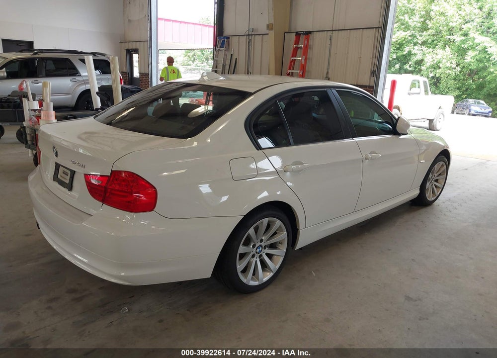 2011 BMW 328I VIN: WBAPH7G59BNM55627