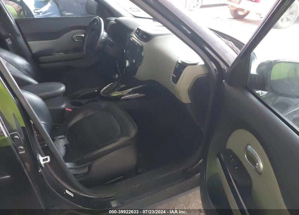 2015 KIA SOUL VIN: KNDJP3A52F7135301