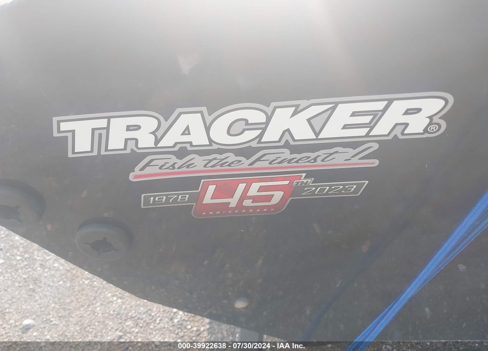 2023 TRACKER BASSBOAT VIN: BUJ26157B323