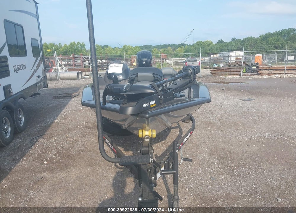 2023 TRACKER BASSBOAT VIN: BUJ26157B323