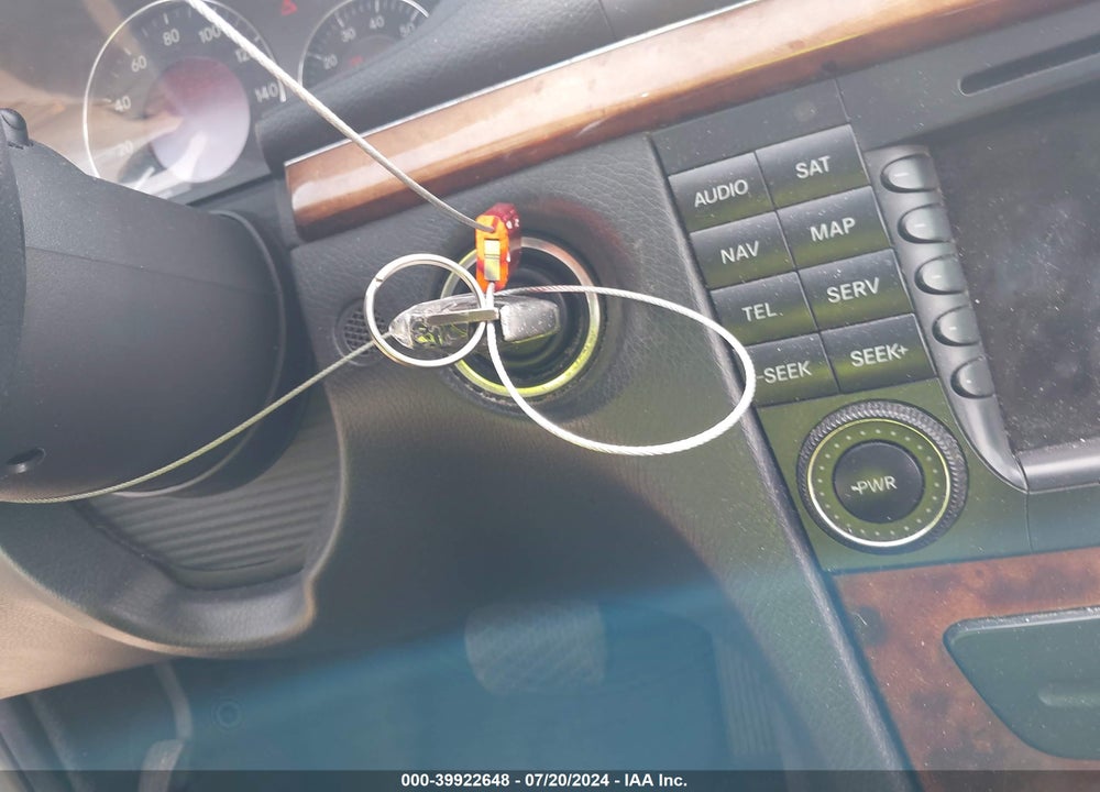 2005 MERCEDES-BENZ E 320 VIN: WDBUF65J75A633342