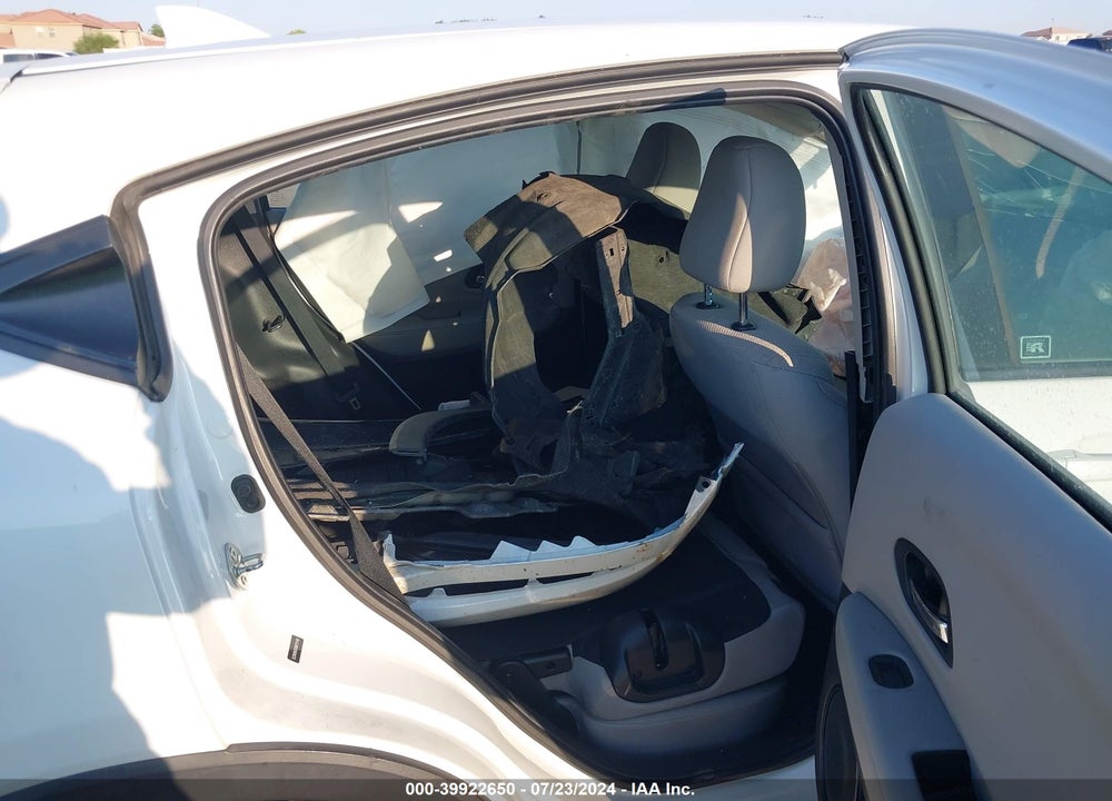 2016 HONDA HR-V LX VIN: 3CZRU5H35GM735162