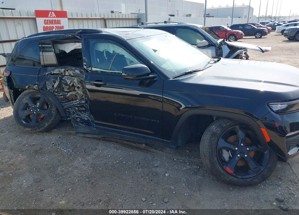 2022 CHEROKEE JEEP GRAND  LIMITED 4X4 VIN: 1C4RJHBG1N8632995