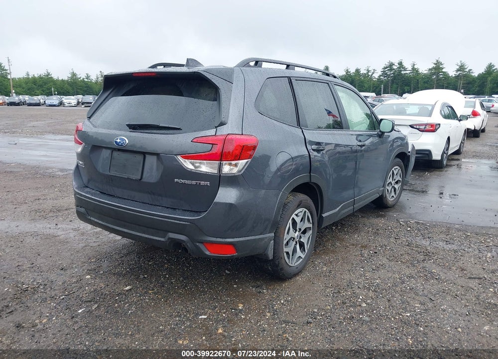 2024 SUBARU FORESTER PREMIUM VIN: JF2SKADC0RH488492
