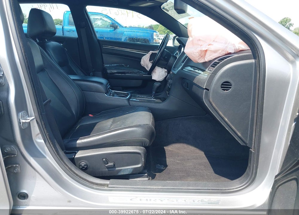 2011 CHRYSLER 300 LIMITED VIN: 2C3CA5CG1BH522686