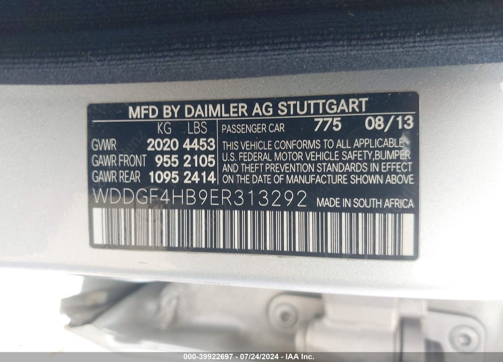 2014 MERCEDES-BENZ C 250 LUXURY/SPORT VIN: WDDGF4HB9ER313292