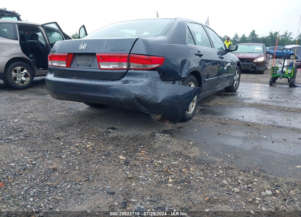 2003 HONDA ACCORD 2.4 EX VIN: 1HGCM56663A114210