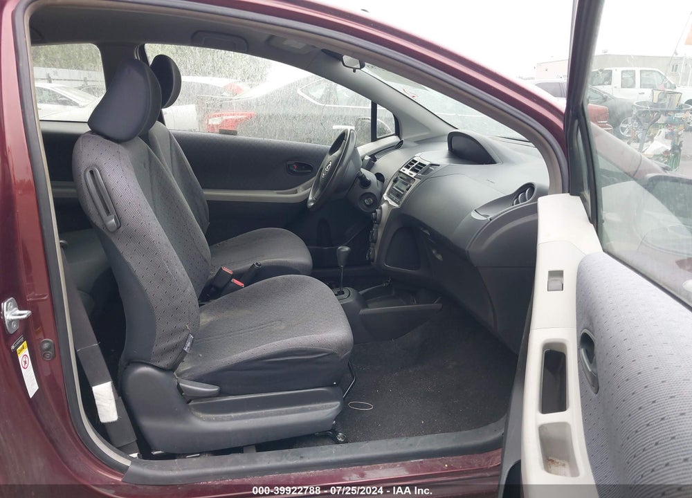 2009 TOYOTA YARIS VIN: JTDJT903095252065