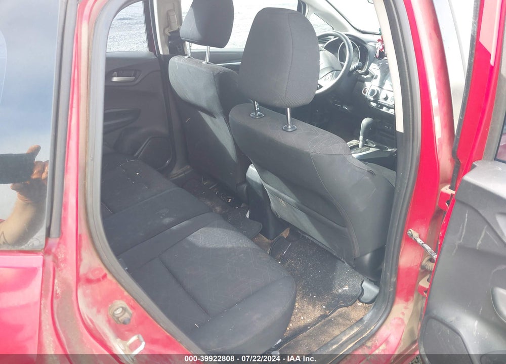 2015 HONDA FIT EX/EX-L VIN: 3HGGK5H80FM748688