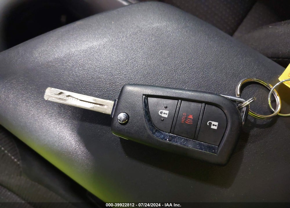 2018 TOYOTA C-HR XLE VIN: JTNKHMBX4J1010640