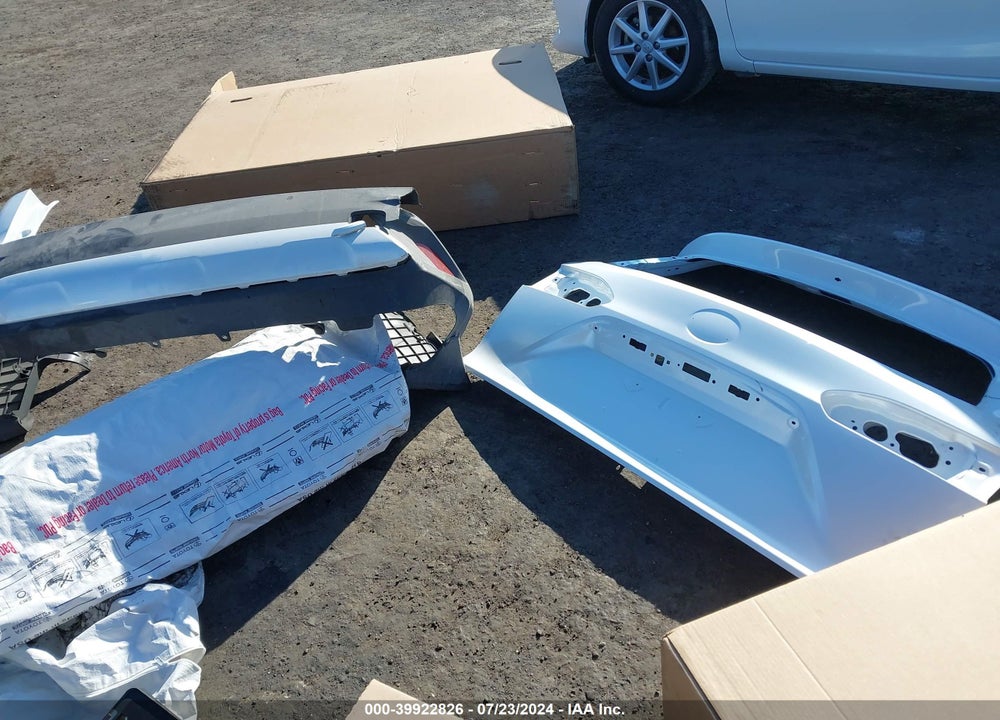 2023 TOYOTA COROLLA CROSS XLE VIN: 7MUDAAAG6PV063326