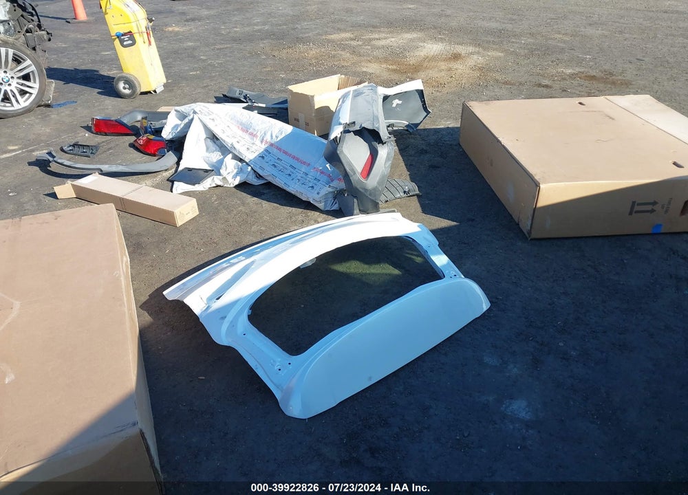 2023 TOYOTA COROLLA CROSS XLE VIN: 7MUDAAAG6PV063326