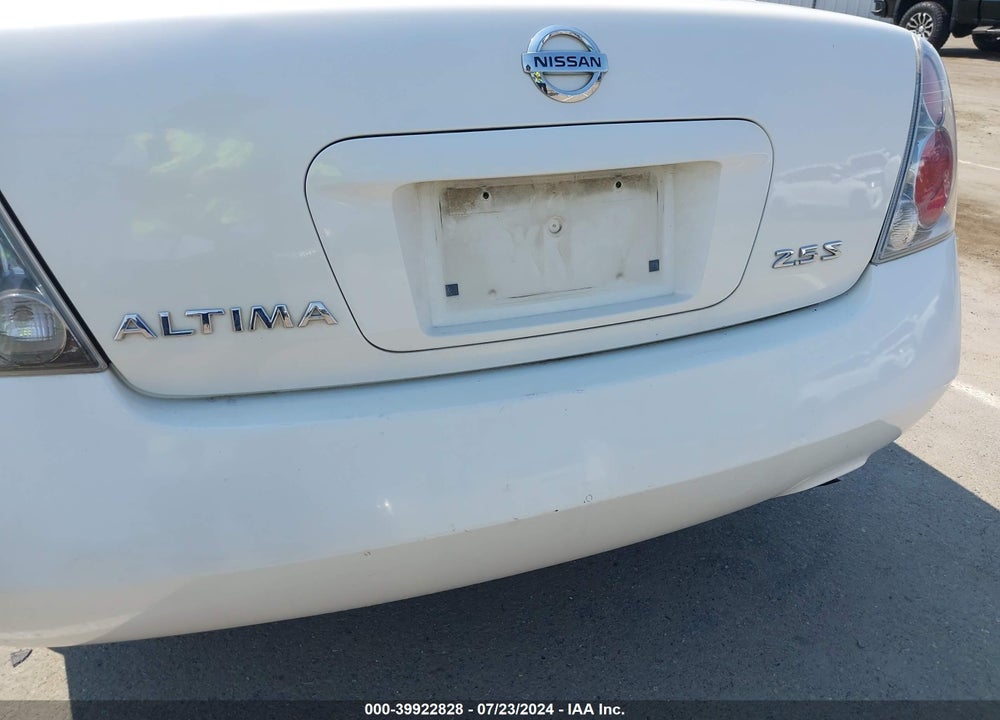 2005 NISSAN ALTIMA 2.5 S VIN: 1N4AL11D15N928919