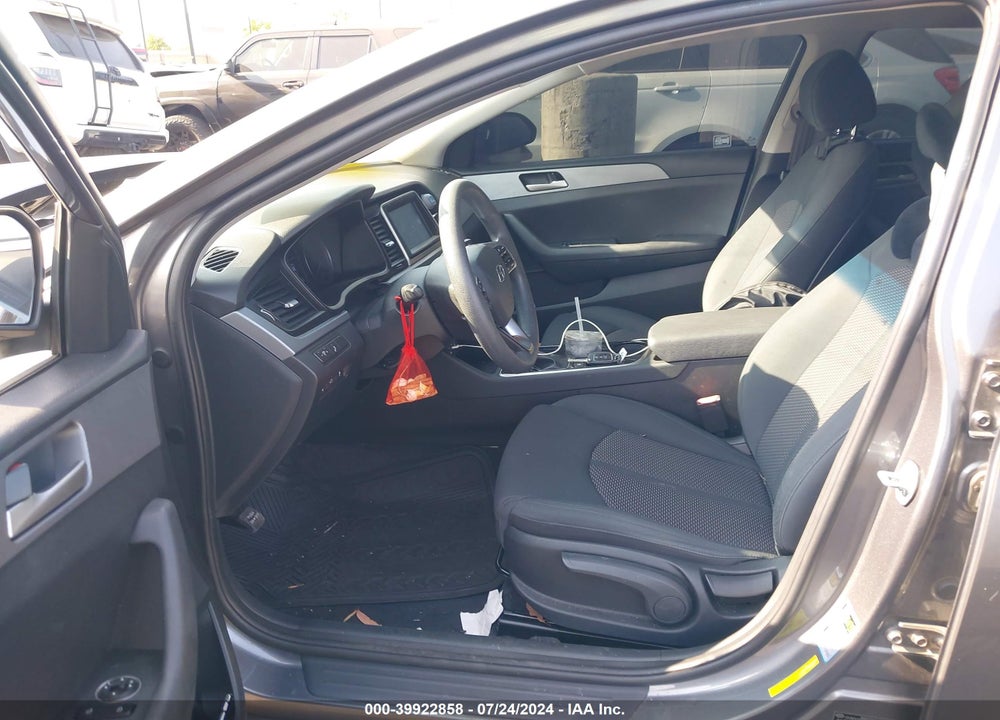 2019 HYUNDAI SONATA SE VIN: 5NPE24AF2KH817924