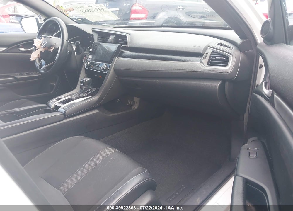 2019 HONDA CIVIC VIN: 19XFC2F8XKE023161