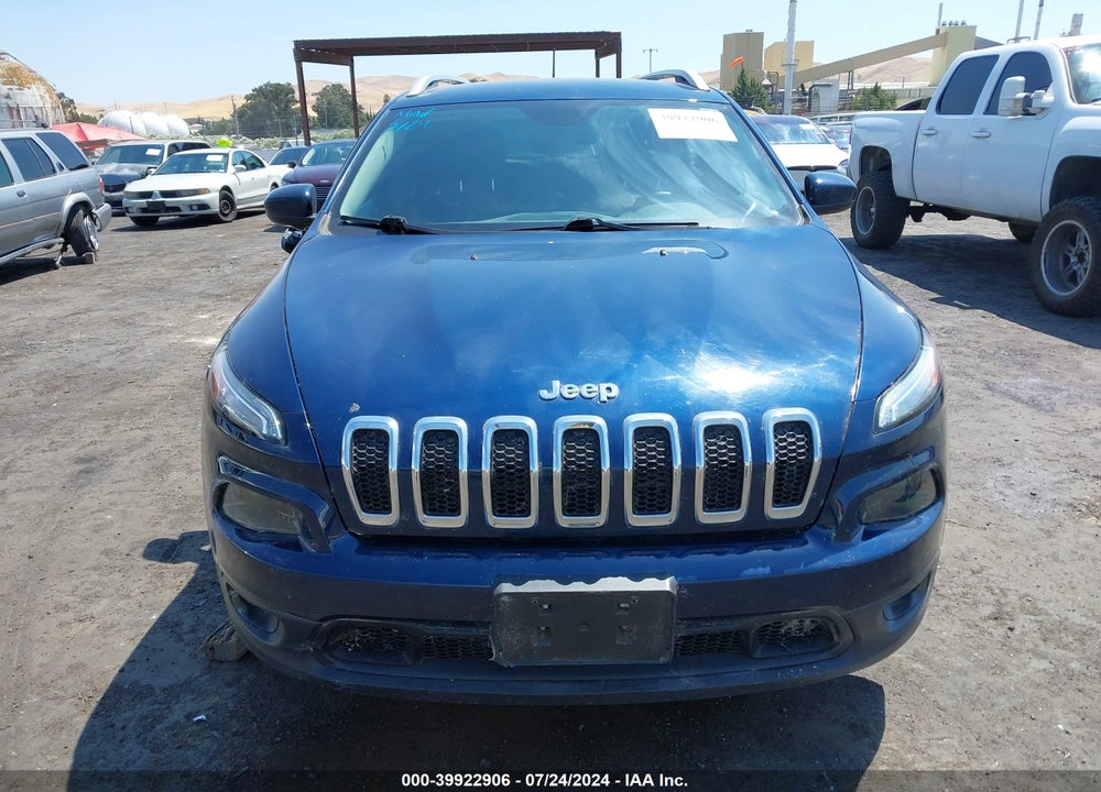 2018 JEEP CHEROKEE LATITUDE FWD VIN: 1C4PJLCX7JD573395